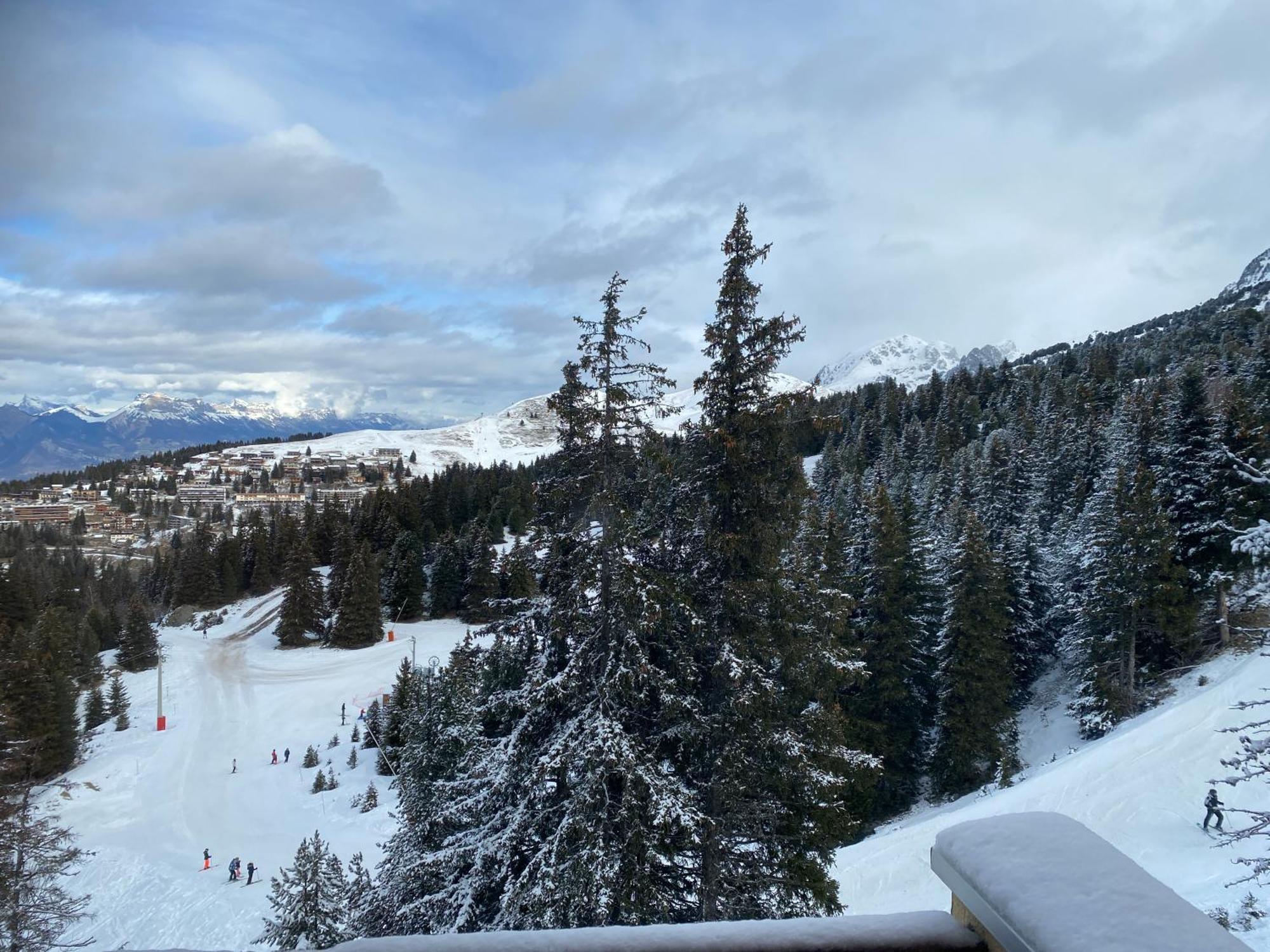 Les Balcons D'Edelweiss Apartment Chamrousse Bagian luar foto